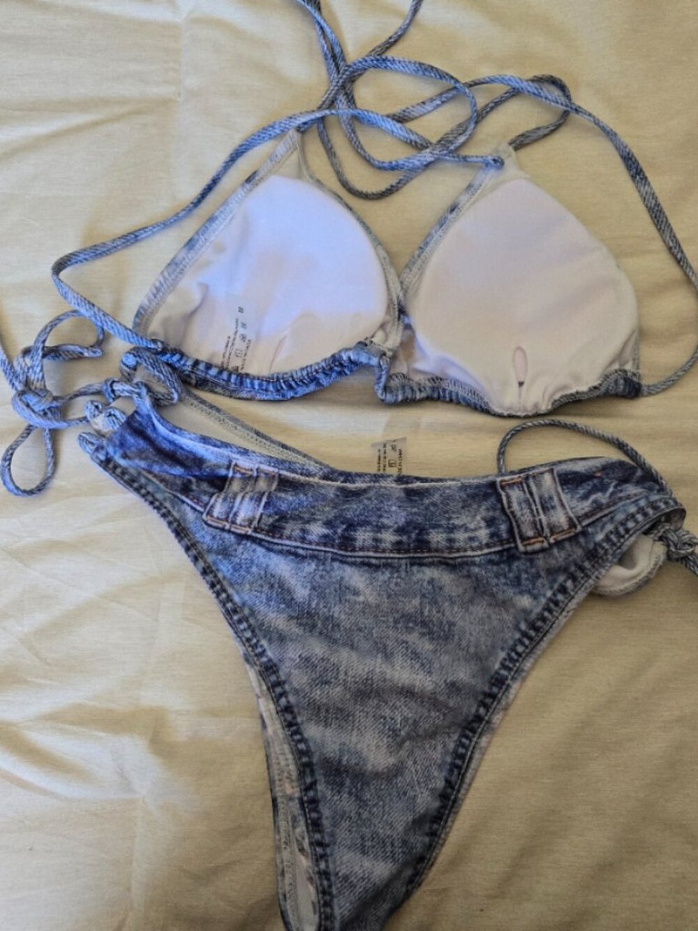 Bathing suit - Picture 3 of 3